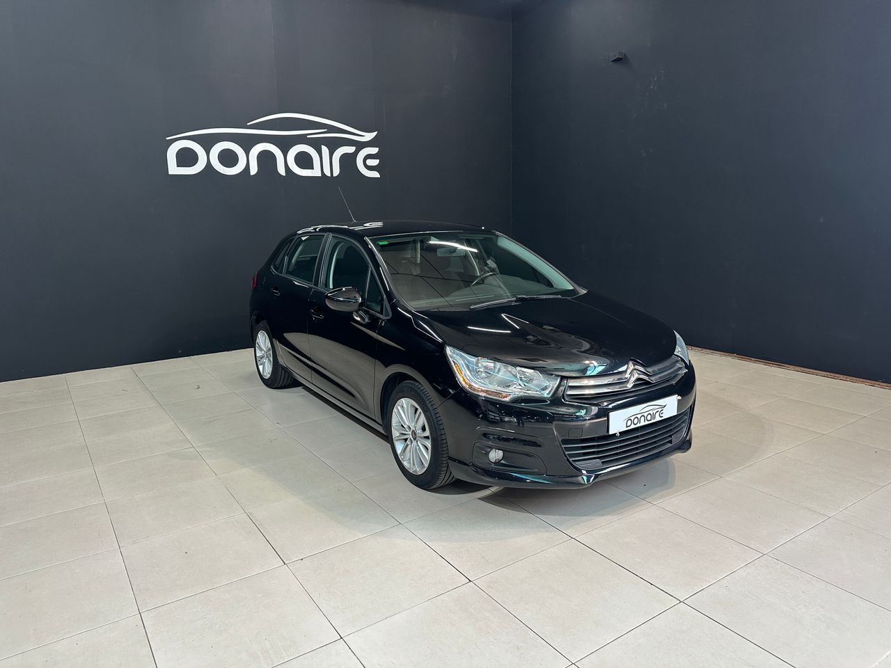 CITROEN C4 (1.4 VTi 95cv White Attraction) en Coruña, A