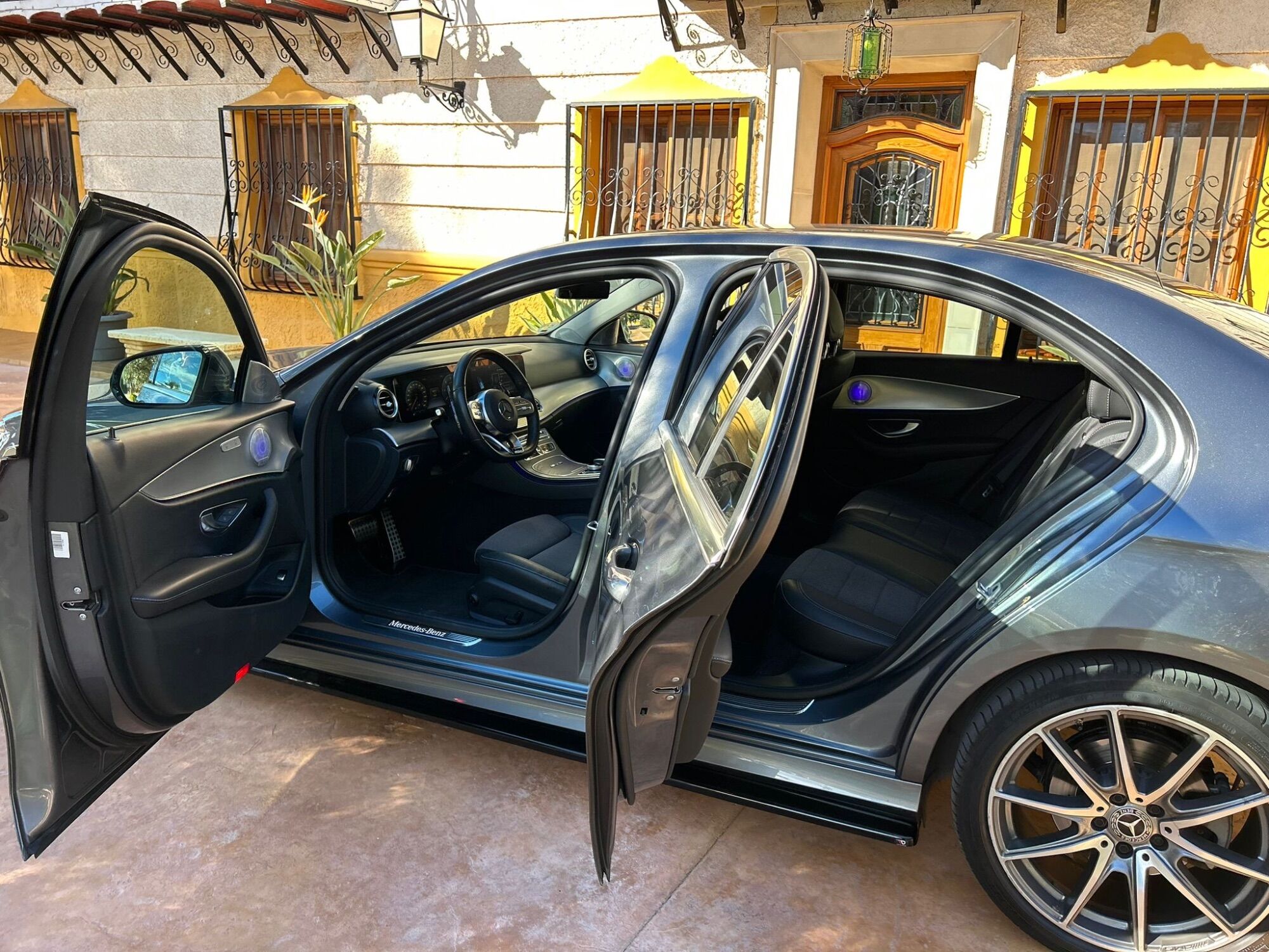 Foto del MERCEDES Clase E E 220d 4Matic 9G-Tronic