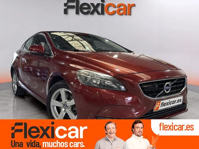 VOLVO V40 (2.0 D3 Momentum Auto) en Barcelona