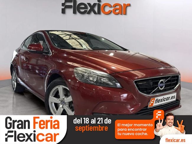 VOLVO V40 (2.0 D3 Momentum Auto) en Barcelona