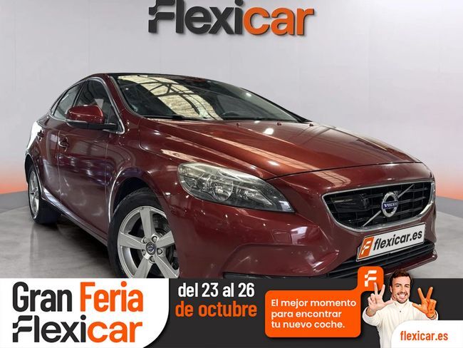 VOLVO V40 (2.0 D3 Momentum Auto) en Barcelona