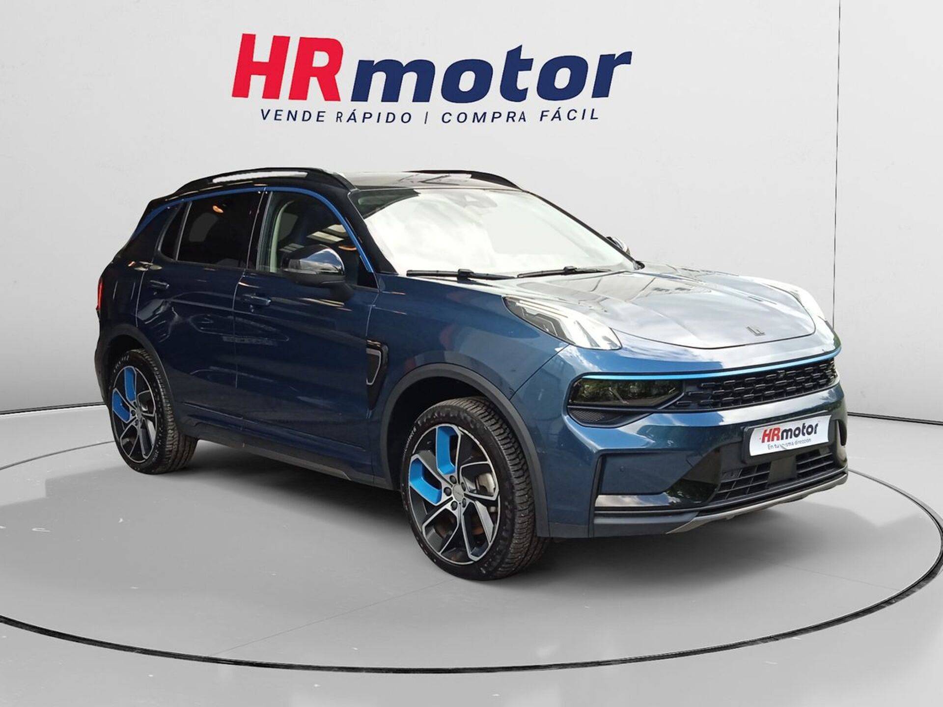 Imagen de LYNK & CO 01