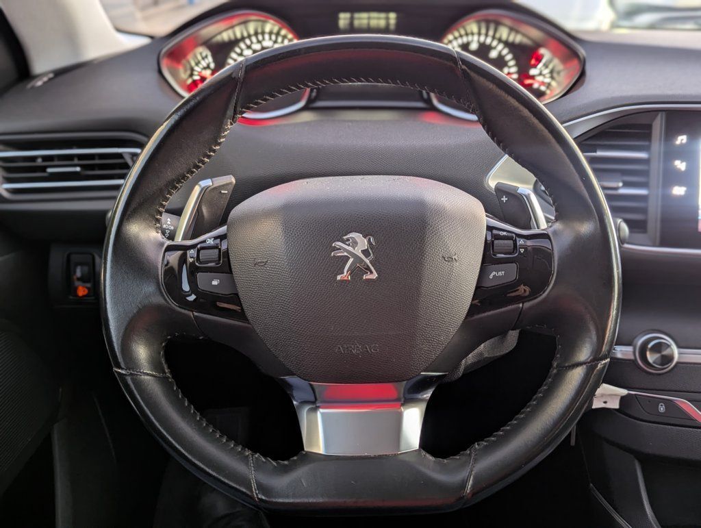 Foto del PEUGEOT 308 SW 1.5BlueHDi S&S Allure Pack EAT8 130