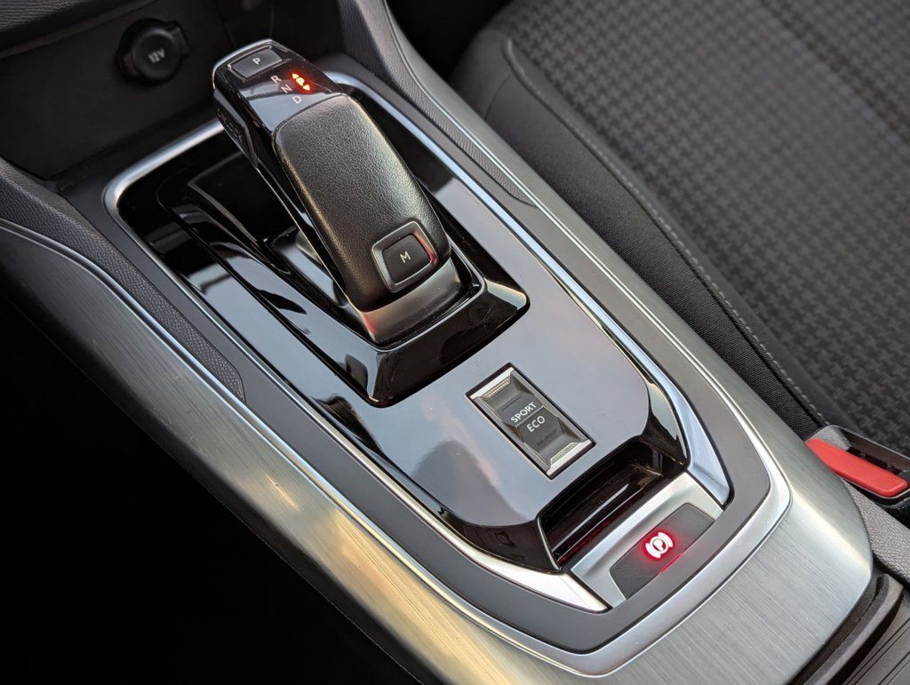 Foto del PEUGEOT 308 SW 1.5BlueHDi S&S Allure Pack EAT8 130