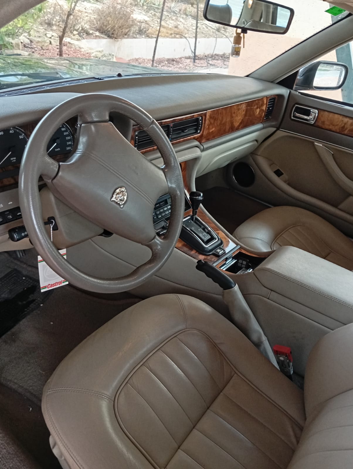 Foto del JAGUAR XJ 6 3.2 Sport