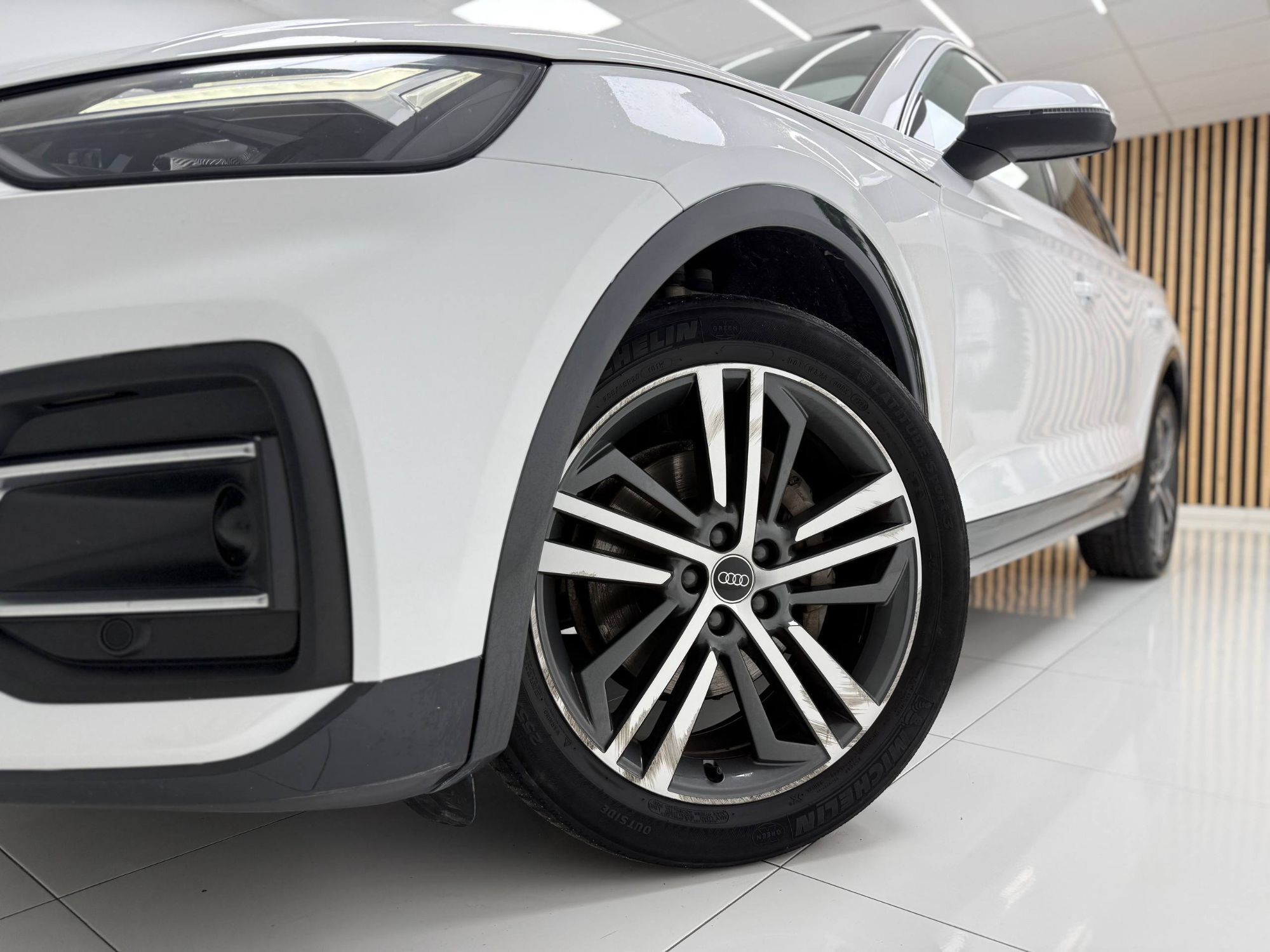 Foto del AUDI Q5 35 TDI Advanced S tronic