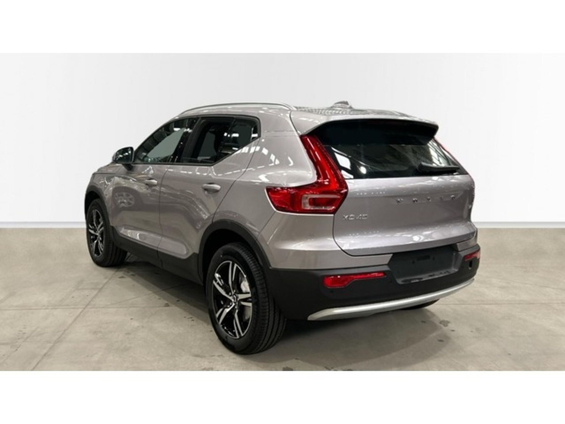 Imagen 2 de VOLVO XC40