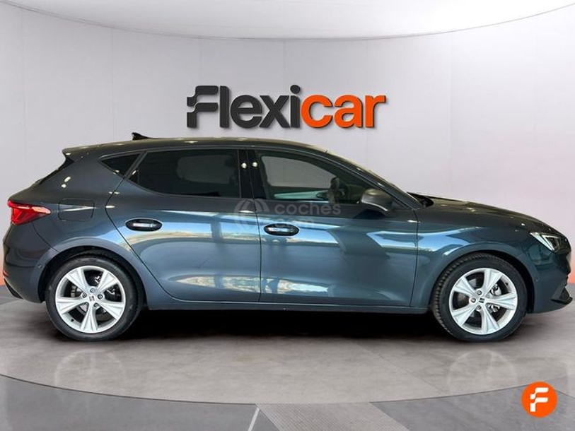 Foto del SEAT León 1.5 TSI S&S FR 25º Aniversario 115