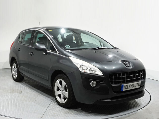 PEUGEOT 3008 (1.6 HDI Active 81 kW (112 CV)) en León