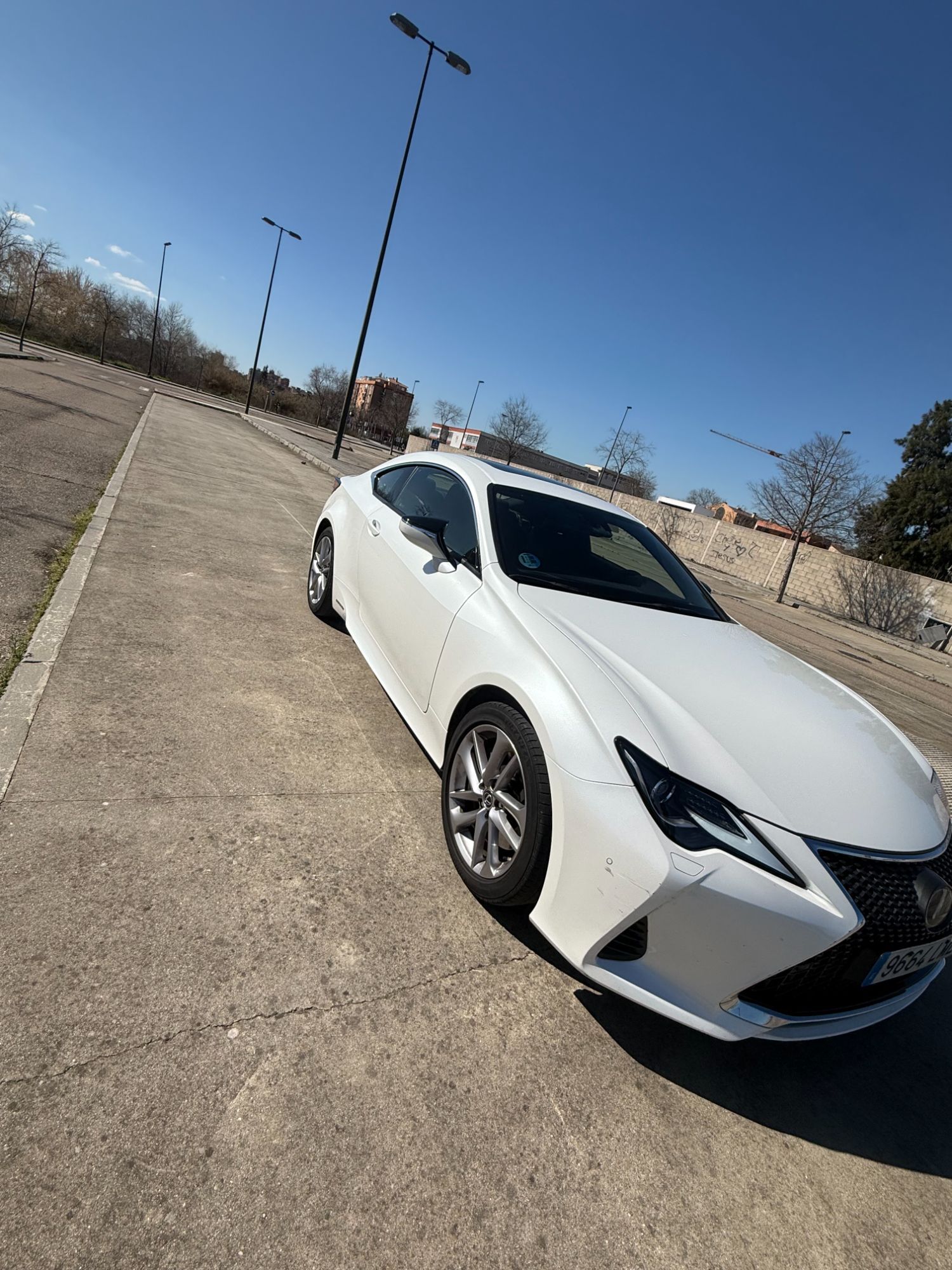 Foto del LEXUS RC 300h F Sport
