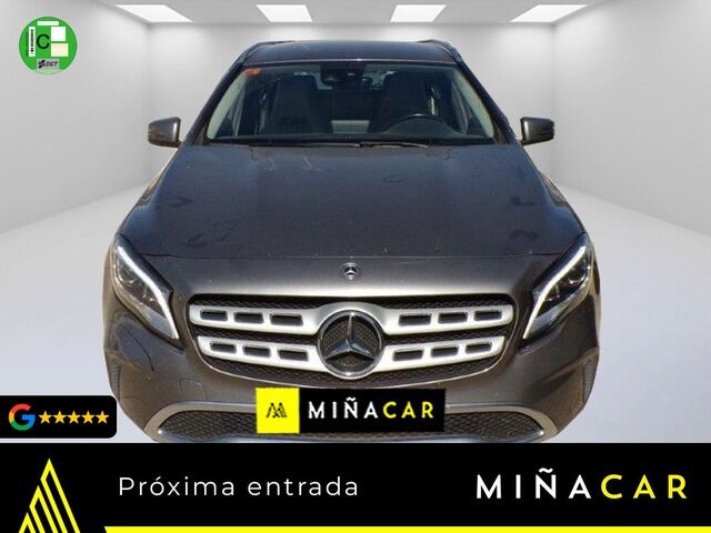 MERCEDES Clase GLA (200 d 100 kW (136 CV)) en Málaga