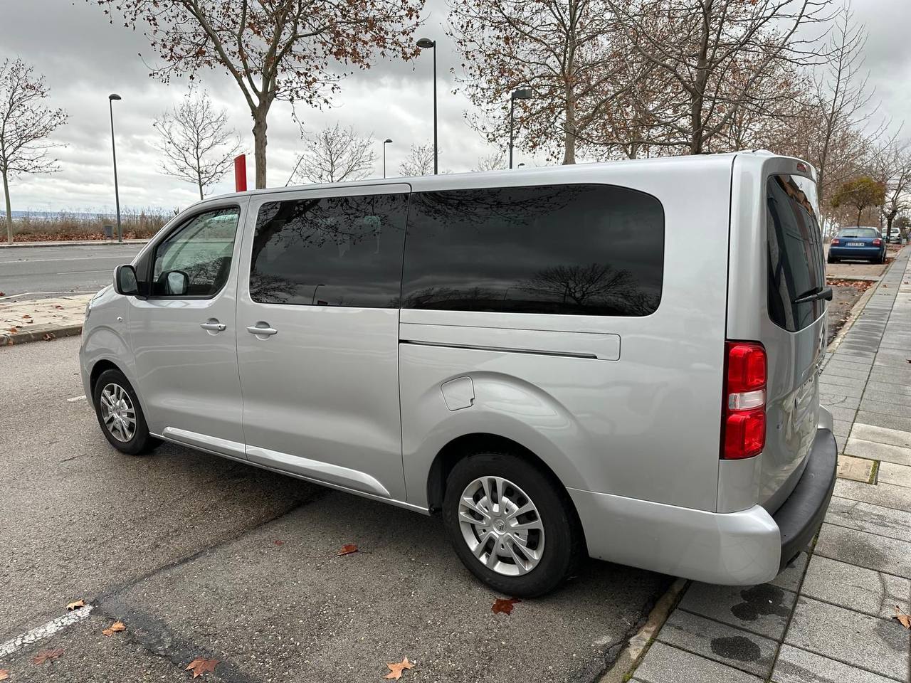 Foto del CITROEN SpaceTourer BlueHDI S&S XL Feel 150