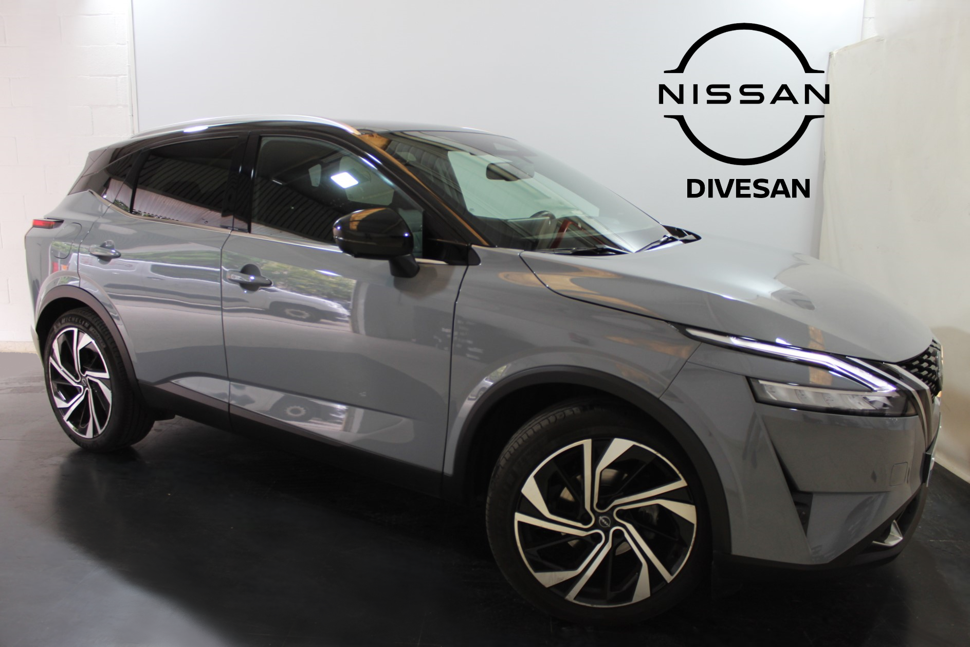 NISSAN Qashqai (1.5 HEV E-POWER 140KW TEKNA+ AUTO 5P) en Sevilla