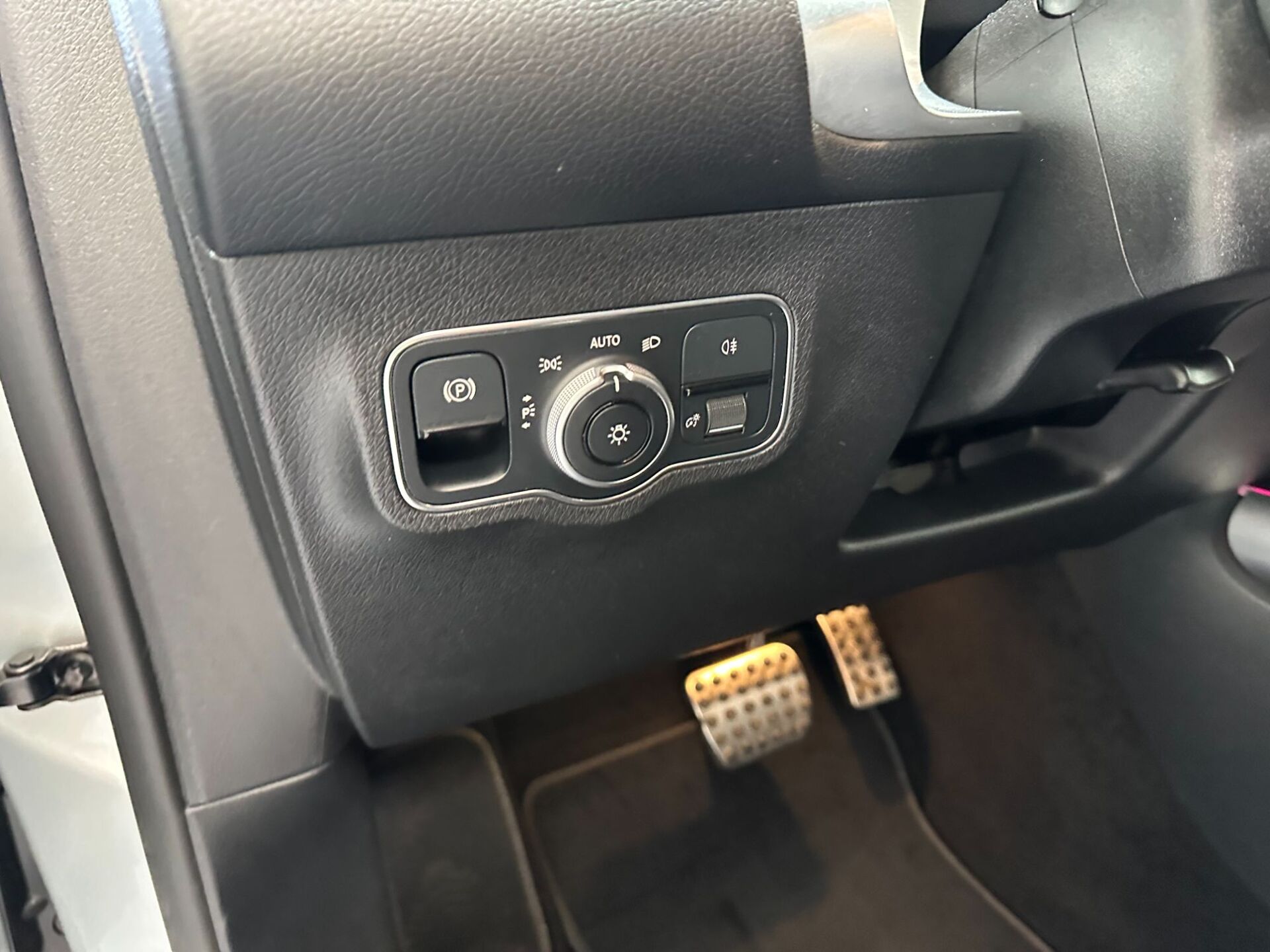 Imagen 2 de MERCEDES Clase GLB