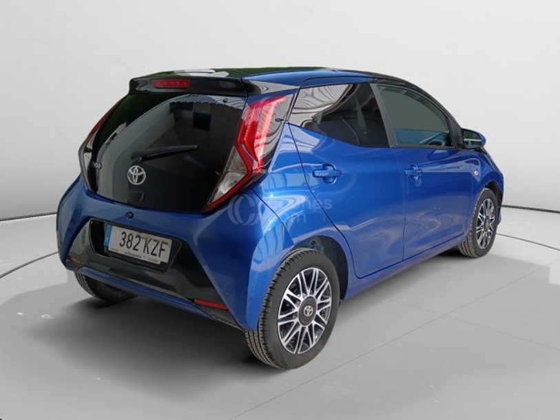 Foto del TOYOTA Aygo 70 x-play