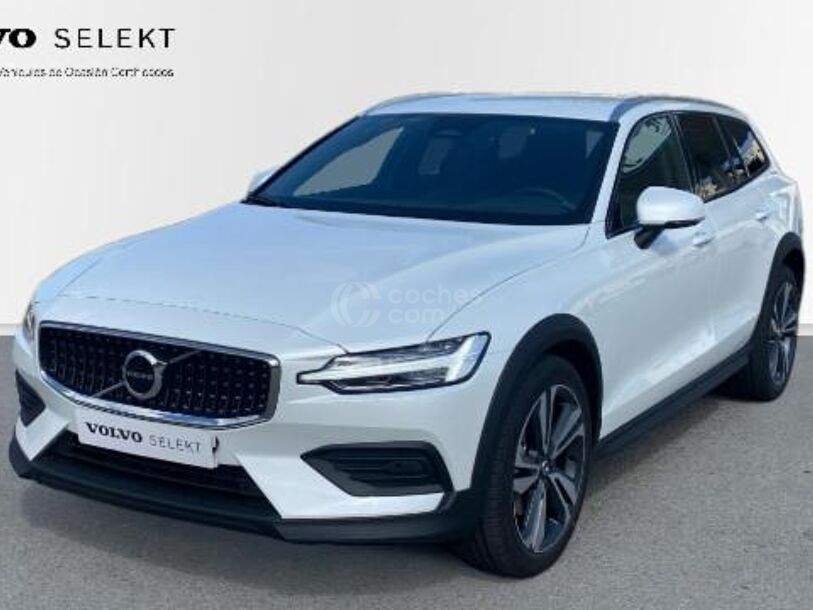 Foto del VOLVO V60 Cross Country B4 Plus AWD Aut.