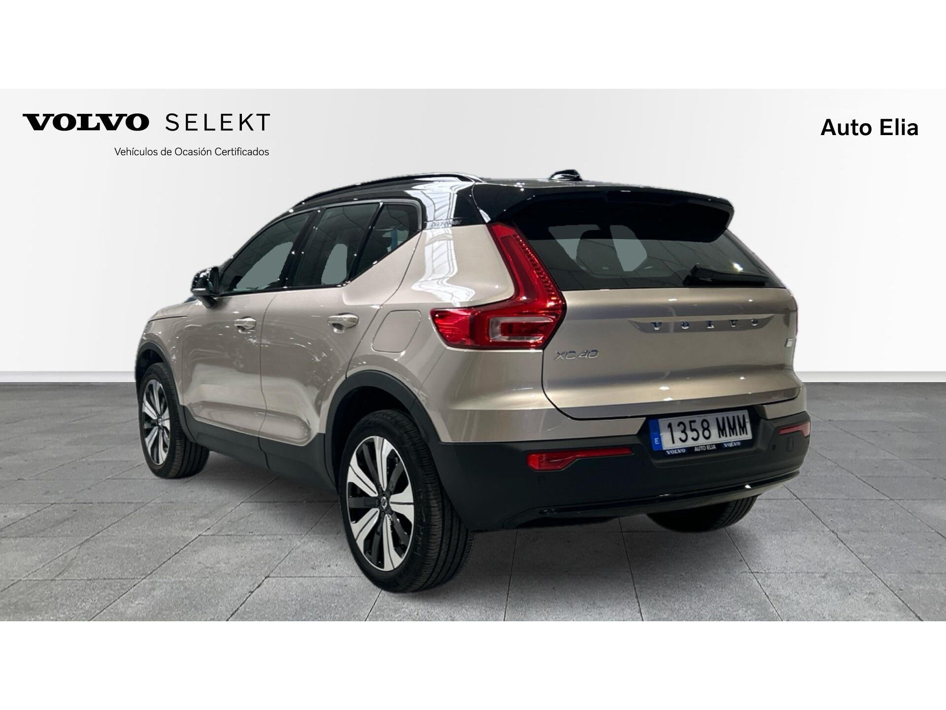 Imagen 2 de VOLVO XC40