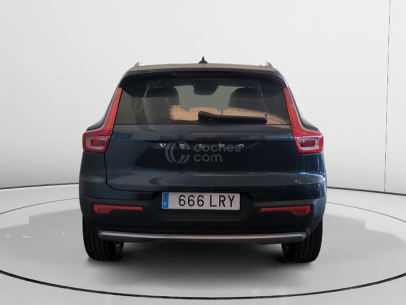 Foto del VOLVO XC40 T3 Momentum Pro Aut.