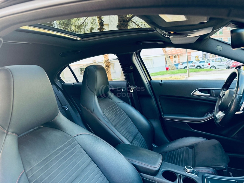 Foto del MERCEDES Clase A A 200 7G-DCT (4.75)