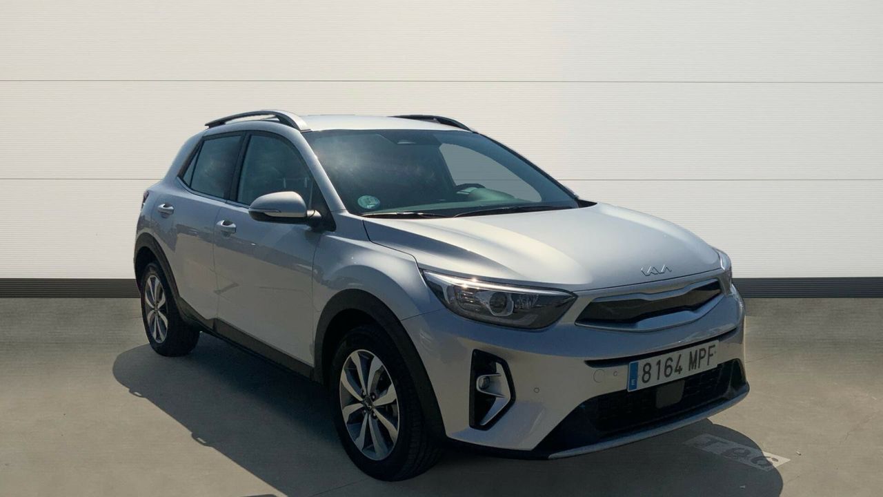 KIA Stonic (1.0 T-GDI MHEV IMT 74KW DRIVE 100 5P) en Madrid