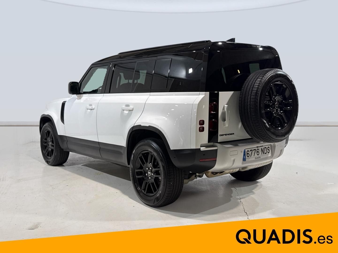 Foto del LAND ROVER Defender 110 3.0D l6 MHEV S AWD Aut. 250