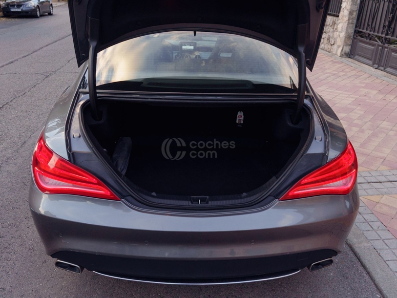 Foto del MERCEDES Clase CLA CLA 220CDI Urban 7G-DCT