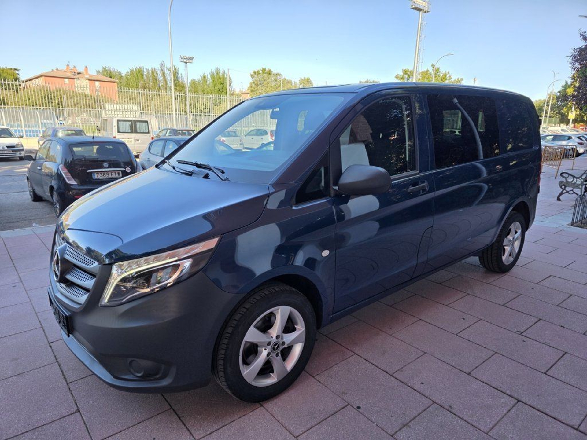 Imagen de MERCEDES Vito