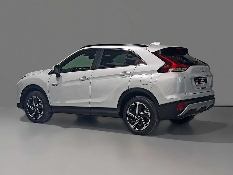 Foto del MITSUBISHI Eclipse Cross PHEV Kaiteki 4WD