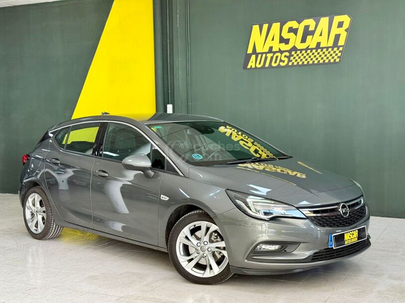 Foto del OPEL Astra 1.6CDTi Excellence 110