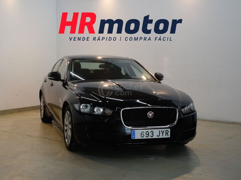 Foto del JAGUAR XE 2.0 Diesel Pure Aut. 180