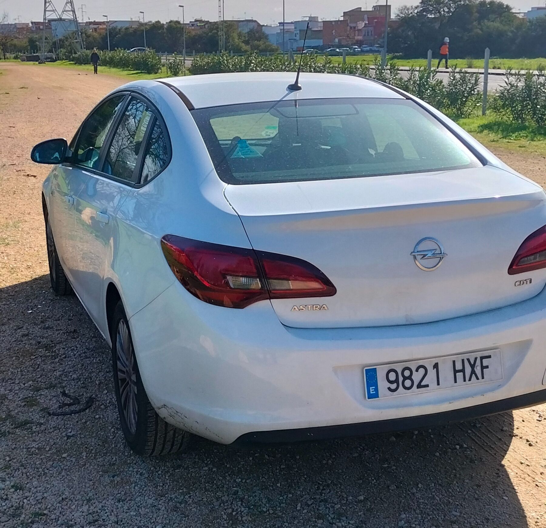 Foto del OPEL Astra GTC 1.7CDTi S-S Selective
