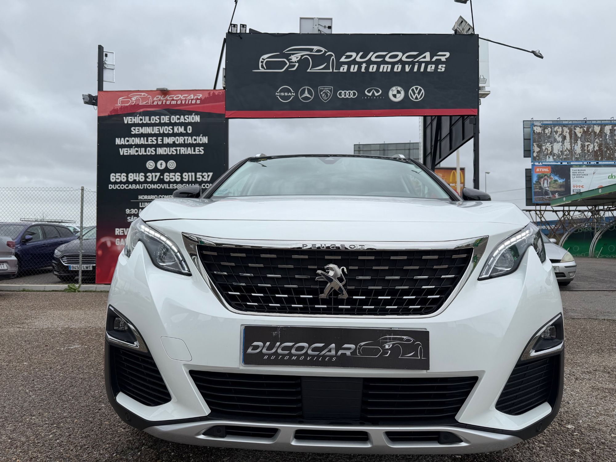 PEUGEOT 5008 (1.5BlueHDi S&S Allure Pack 130) en Sevilla