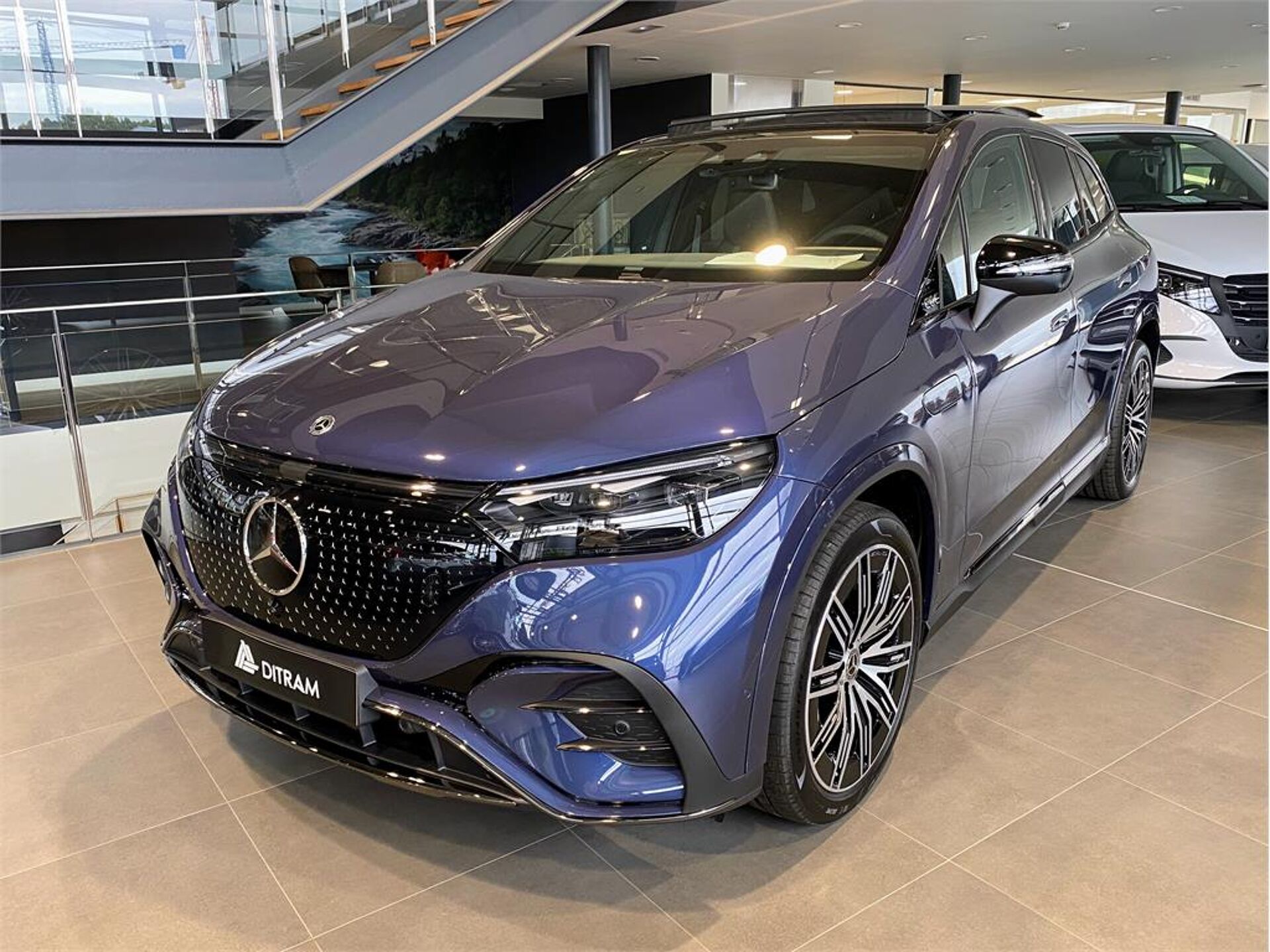 Imagen de MERCEDES EQE SUV