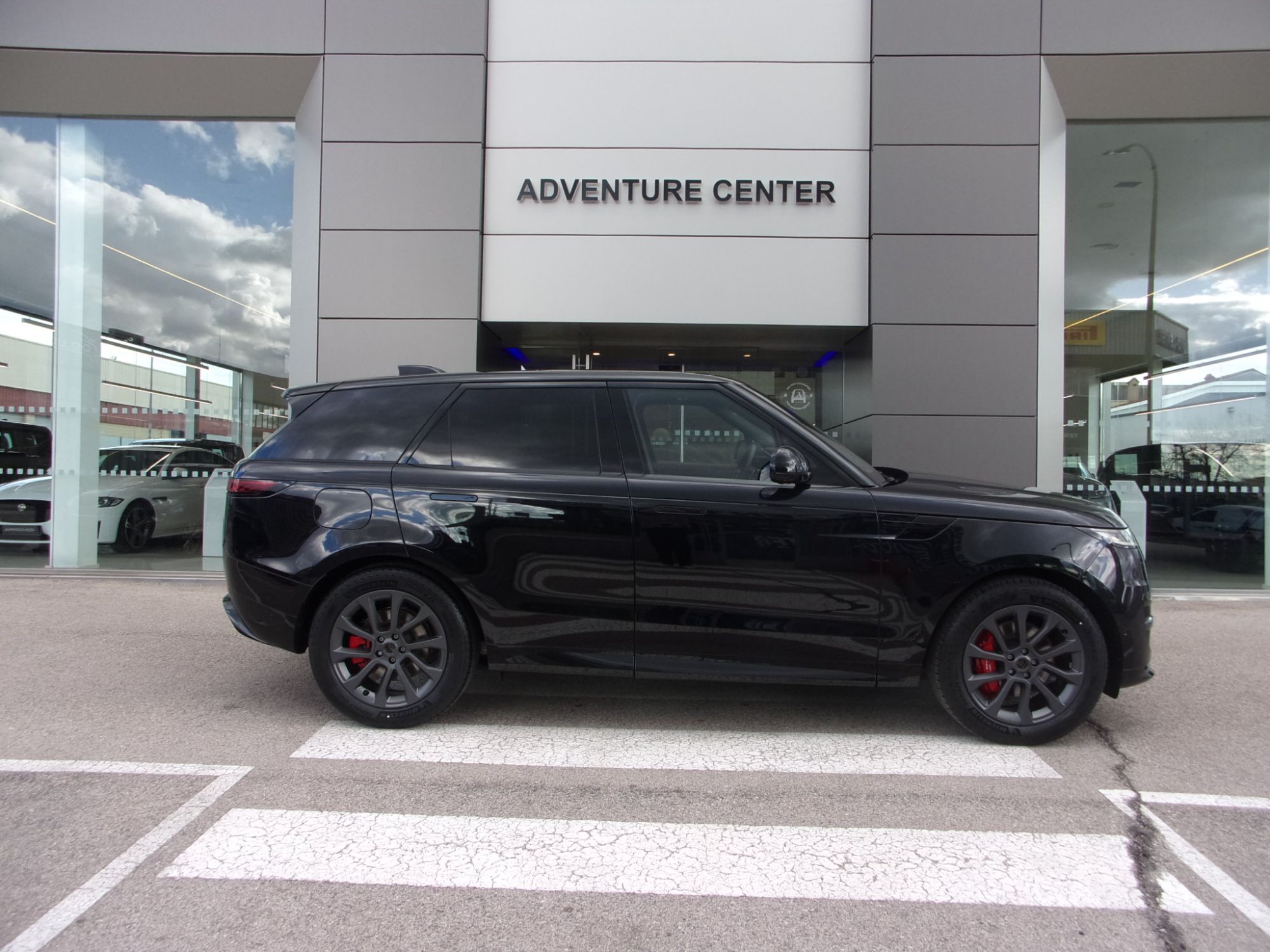 LAND ROVER Range Rover Sport (3.0D TD6 MHEV Dynamic SE 300) en Madrid