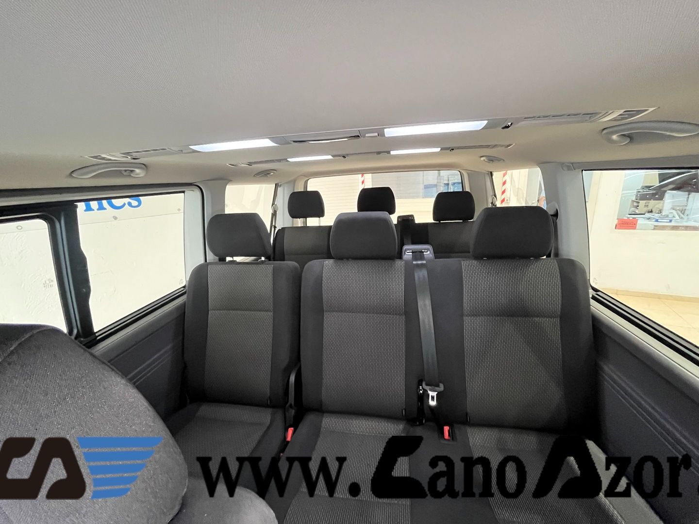 Foto del VOLKSWAGEN Caravelle 2.0TDI BMT Origin Batalla Corta 4M DSG 110kW