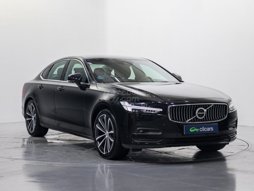 Foto del VOLVO S90 B5 Momentum Pro FWD Aut.