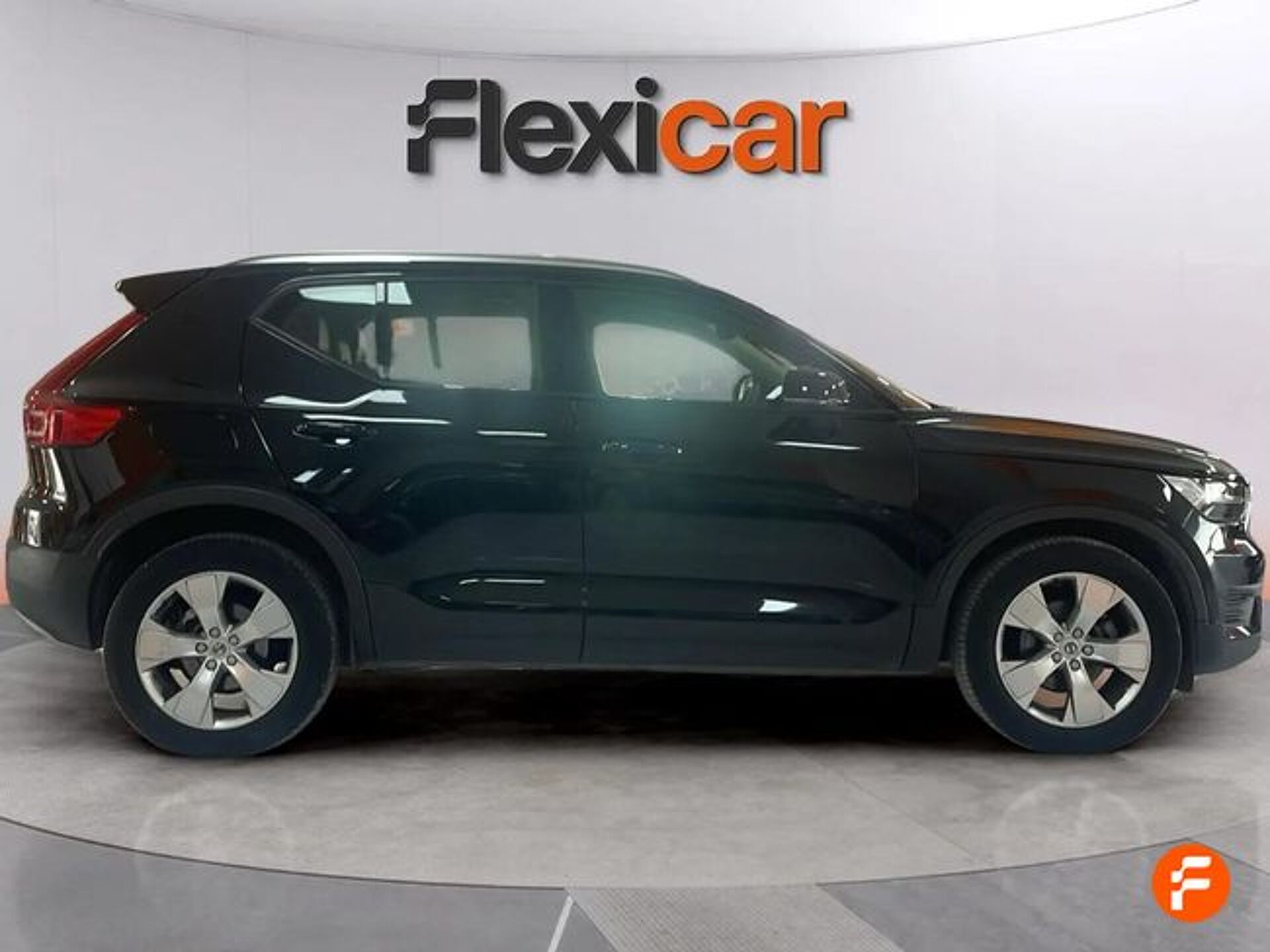 Imagen 3 de VOLVO XC40