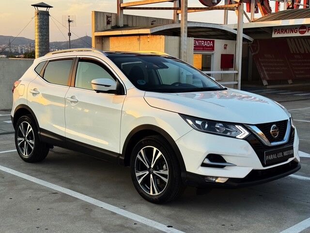 NISSAN Qashqai (DIG-T 160 N-Connecta 4x2 DCT 117 kW (160 CV)) en Barcelona