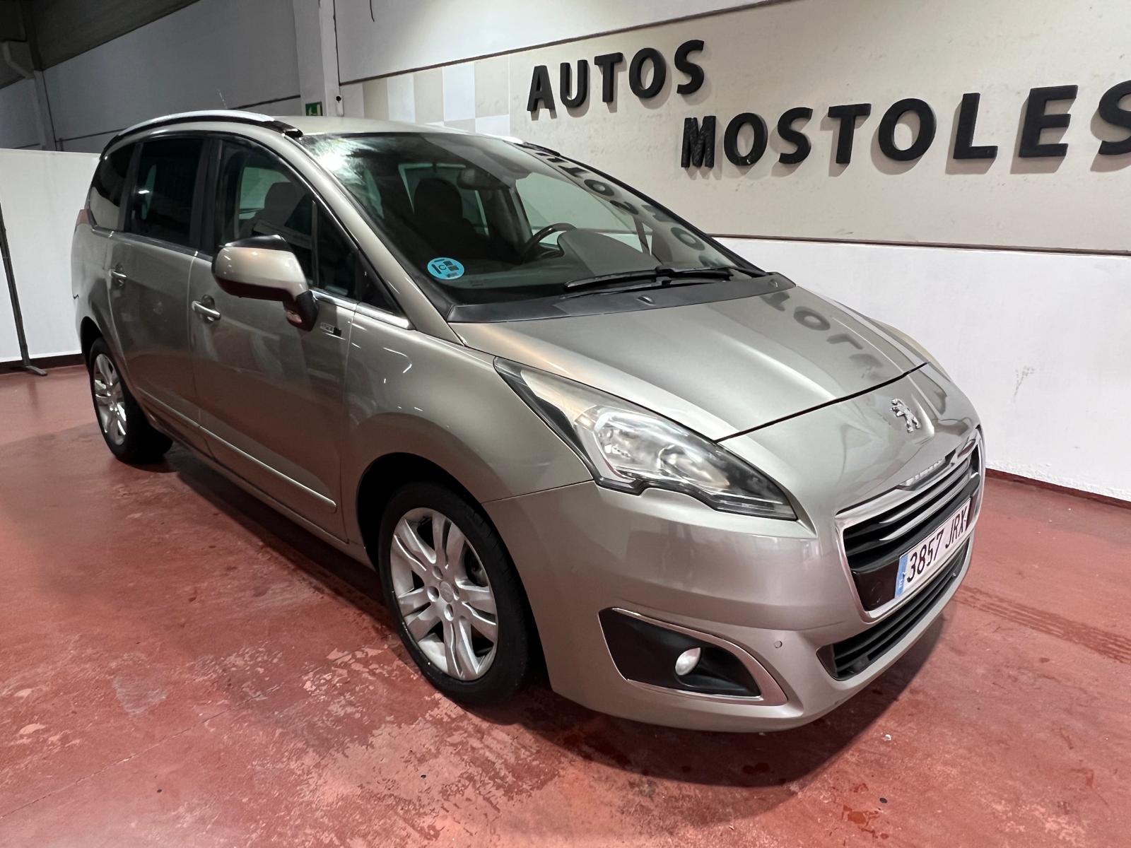 PEUGEOT 5008 (1.6 BlueHDi Style 7 pl. 120) en Madrid