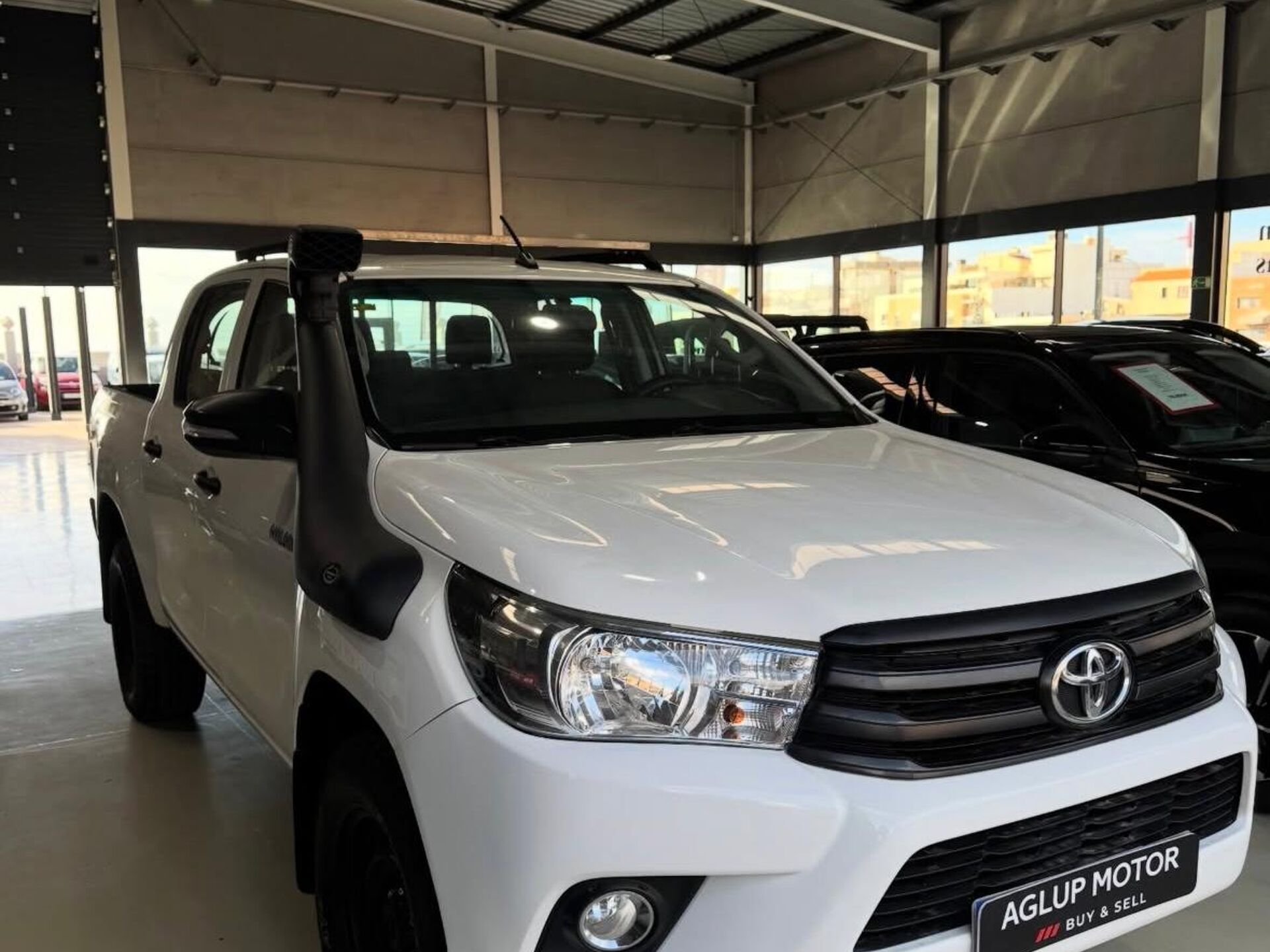 Imagen 2 de TOYOTA Hilux