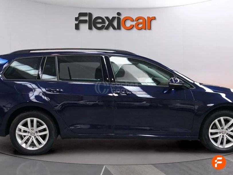 Foto del VOLKSWAGEN Golf Variant 1.6TDI Business and Navi Ed.