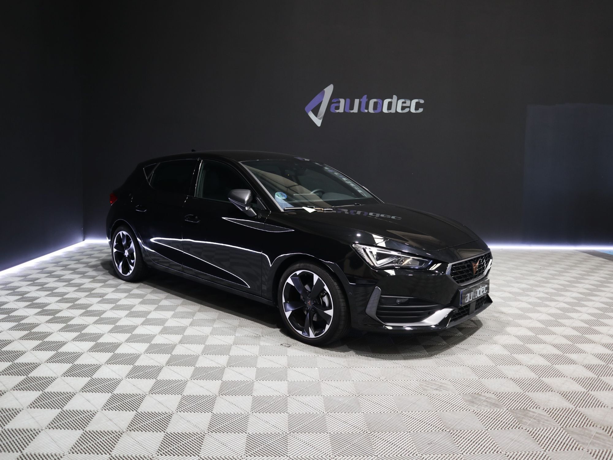 CUPRA León (1.5 eTSI 110 DSG) en Valencia
