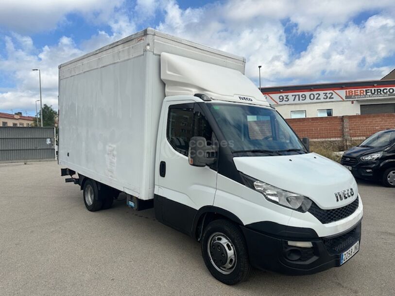 Foto del IVECO Daily Chasis Cabina 35C15 3750 146