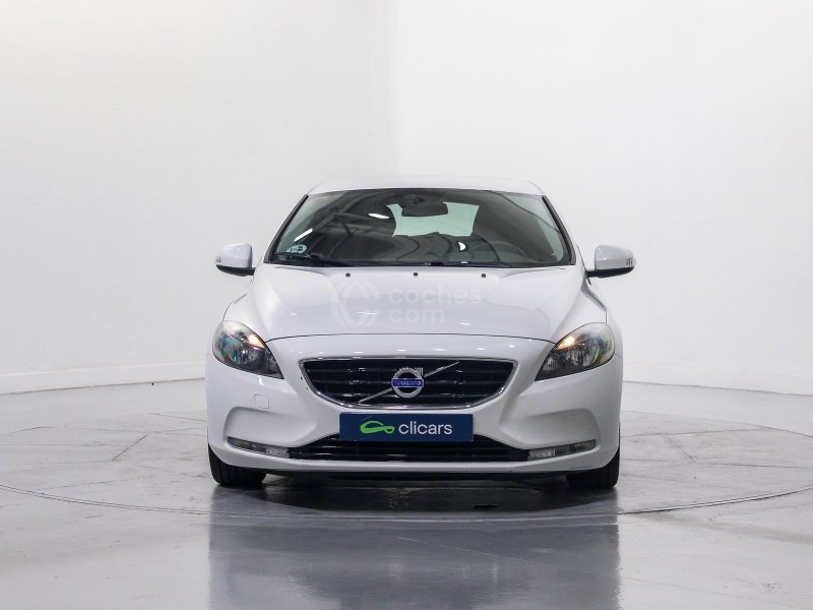 Foto del VOLVO V40 D2 Kinetic Aut. 115