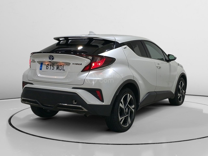 Foto del TOYOTA C-HR 180H Advance
