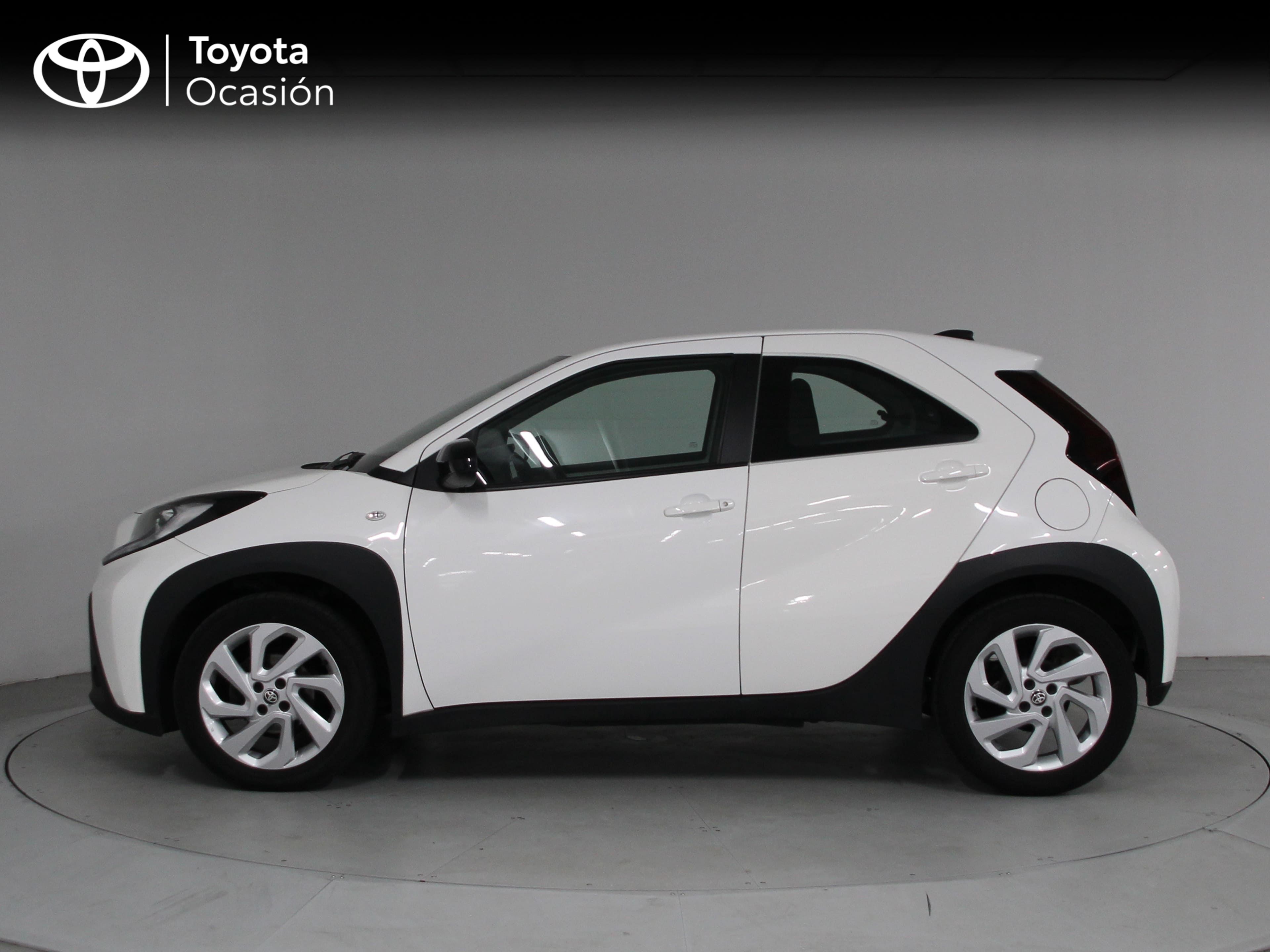 Foto del TOYOTA Aygo X Cross Play