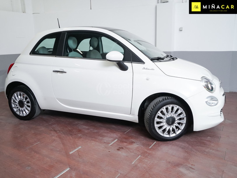 Foto del FIAT 500 1.0 Hybrid Dolcevita 52kW