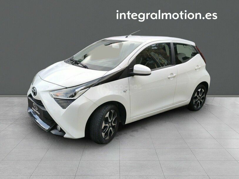 Foto del TOYOTA Aygo 70 x-play