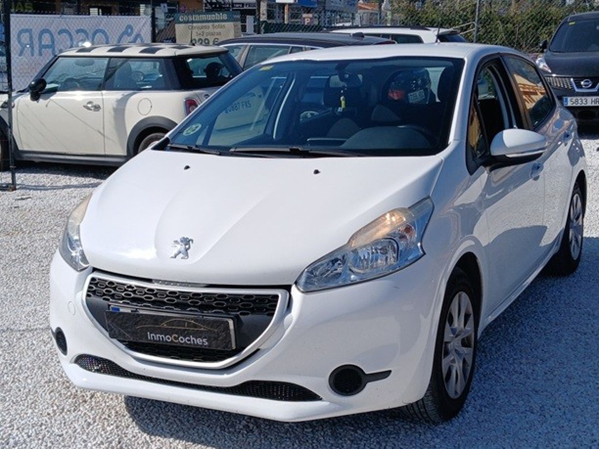 Imagen 1 de PEUGEOT 208