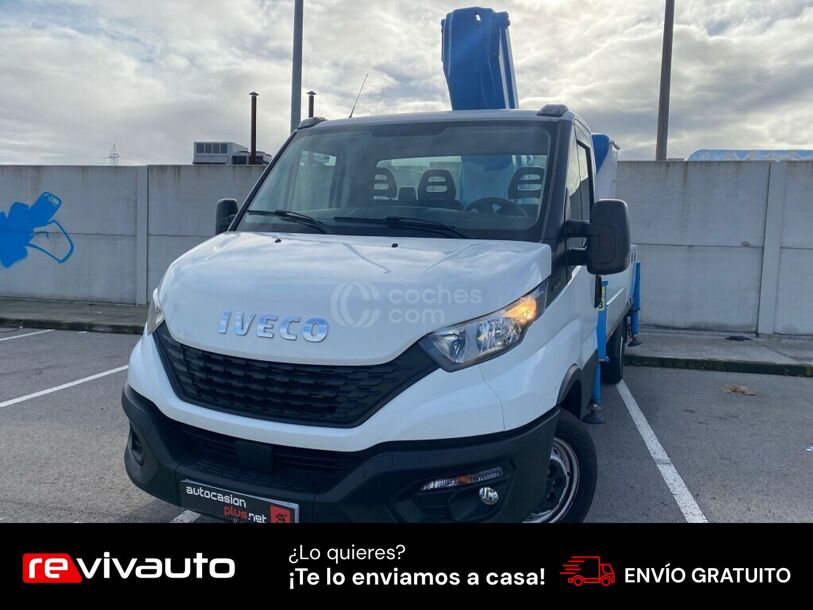 Foto del IVECO Daily Chasis Cabina 35C14 3750 136